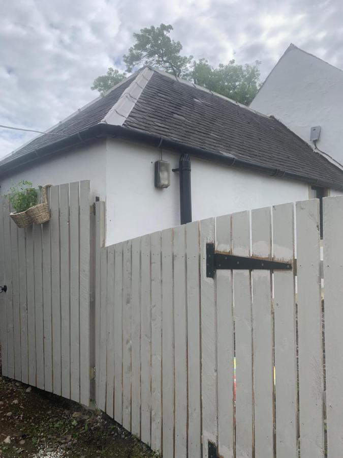 Mauds Washhoose@The Smithy Hotel Bargany Exterior foto
